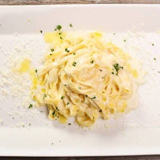 Fettuccine Alfredo