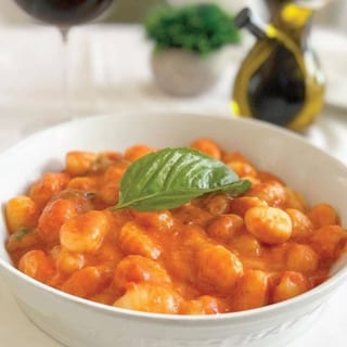 Vegan gnocchi pomodoro
