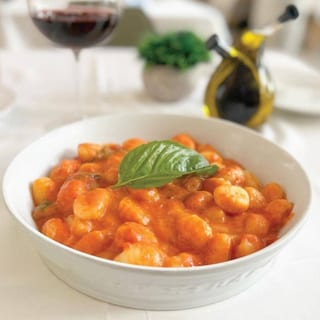Vegan gnocchi pomodoro