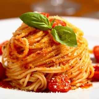 Vegan spaghetti tomato sauce